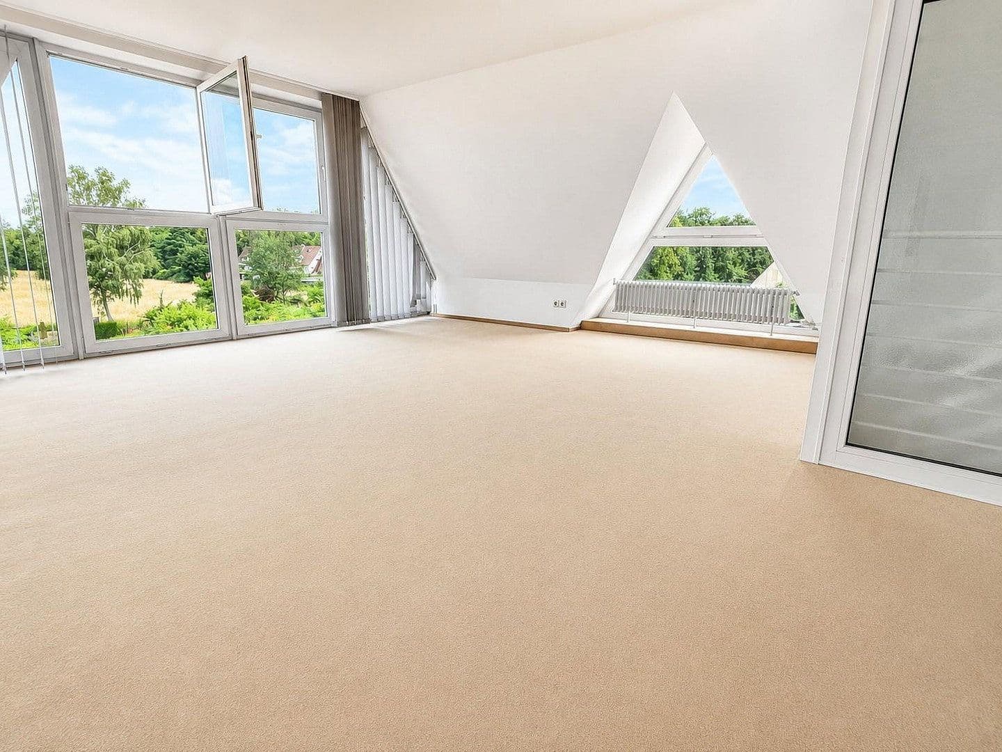 Predaj bytu 5-izbový 131 m², Grüntenstr. 10, Berlin, Berlín Predaj bytu 5-izbový 131 m², Grüntenstr. 10, Berlin, Berlín