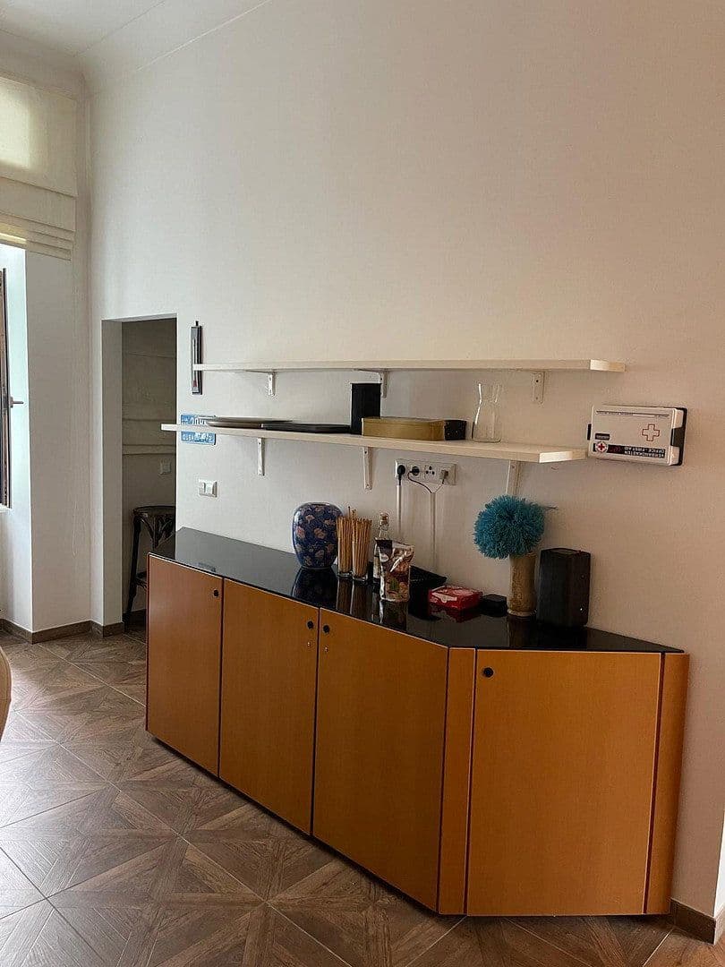 Predaj nebytového priestoru 105 m², Berlin, Berlín Predaj nebytového priestoru 105 m², Berlin, Berlín