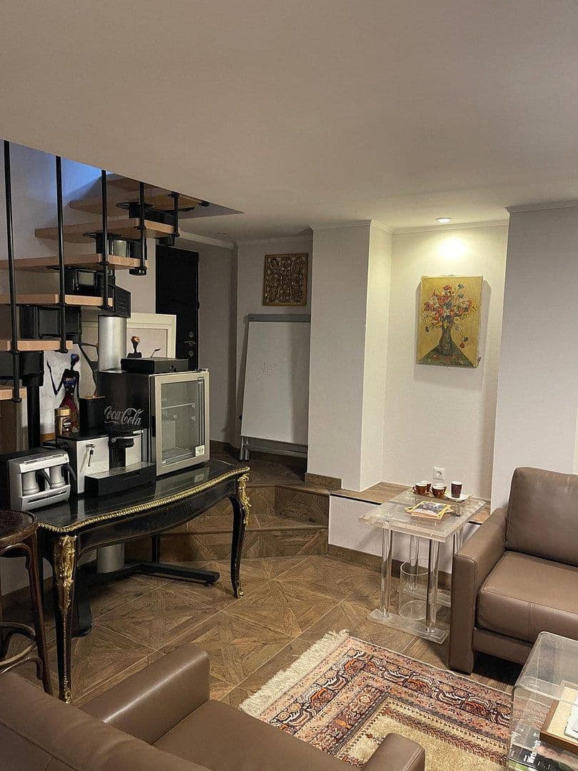 Predaj nebytového priestoru 105 m², Berlin, Berlín Predaj nebytového priestoru 105 m², Berlin, Berlín