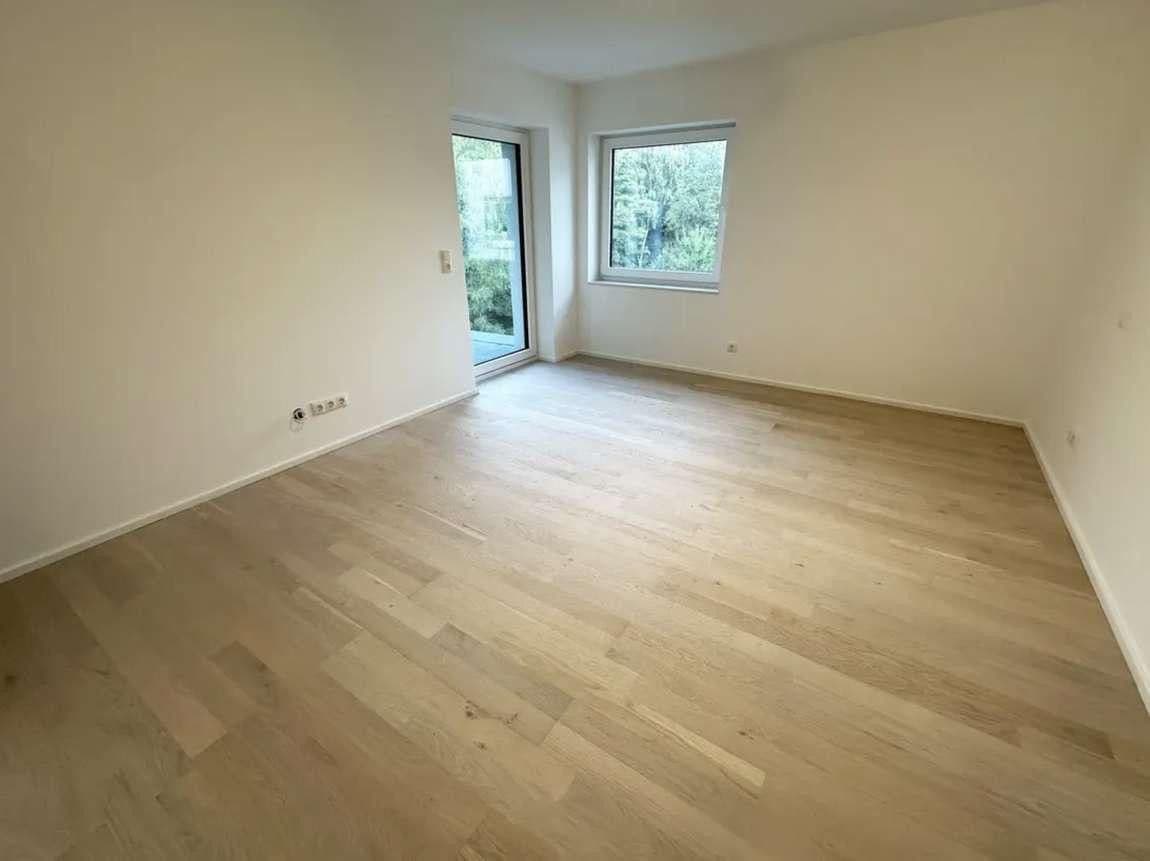 Prenájom bytu 3-izbový 85 m², Wachtberg, Severné Porýnie - Westfálsko Prenájom bytu 3-izbový 85 m², Wachtberg, Severné Porýnie - Westfálsko