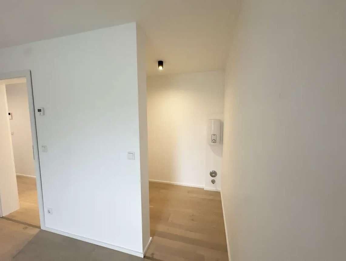 Prenájom bytu 3-izbový 85 m², Wachtberg, Severné Porýnie - Westfálsko Prenájom bytu 3-izbový 85 m², Wachtberg, Severné Porýnie - Westfálsko