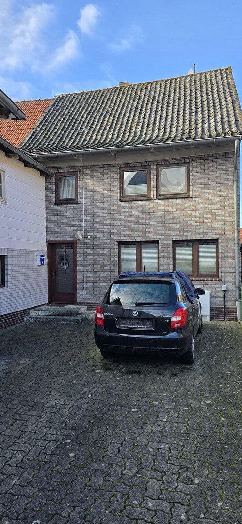 Predaj domu 136 m², pozemok 490 m², Rhumestraße 9, Rüdershausen, Dolné Sasko Predaj domu 136 m², pozemok 490 m², Rhumestraße 9, Rüdershausen, Dolné Sasko