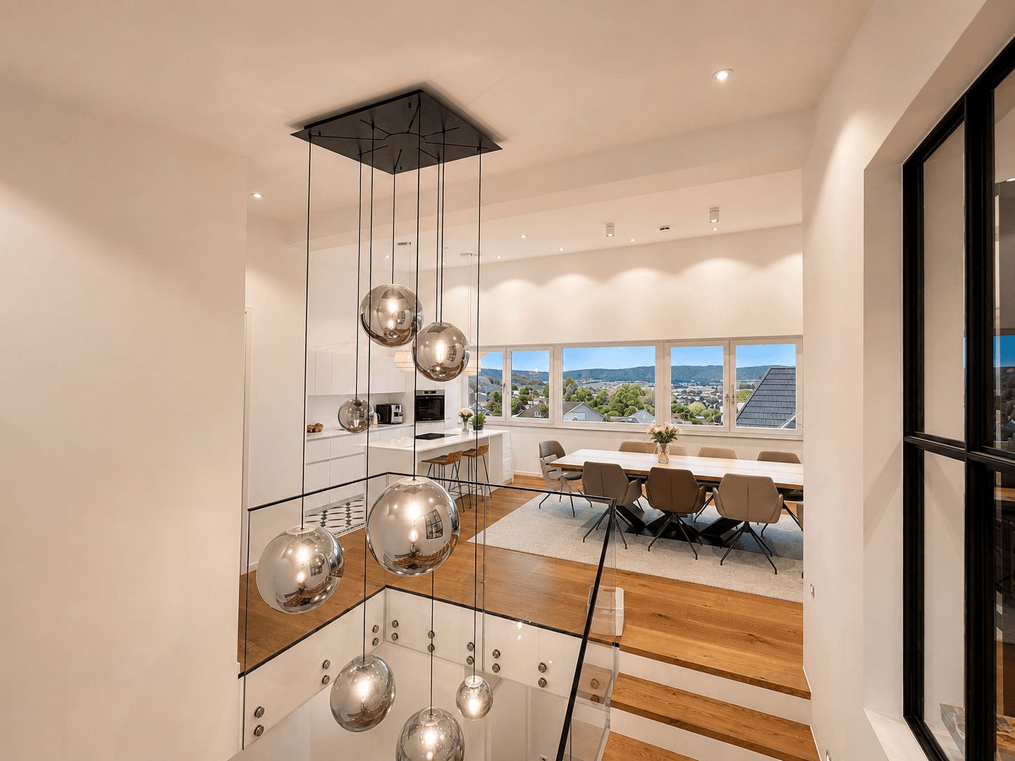 Predaj domu 323 m², pozemok 551 m², Gelnhausen, Hesensko Predaj domu 323 m², pozemok 551 m², Gelnhausen, Hesensko