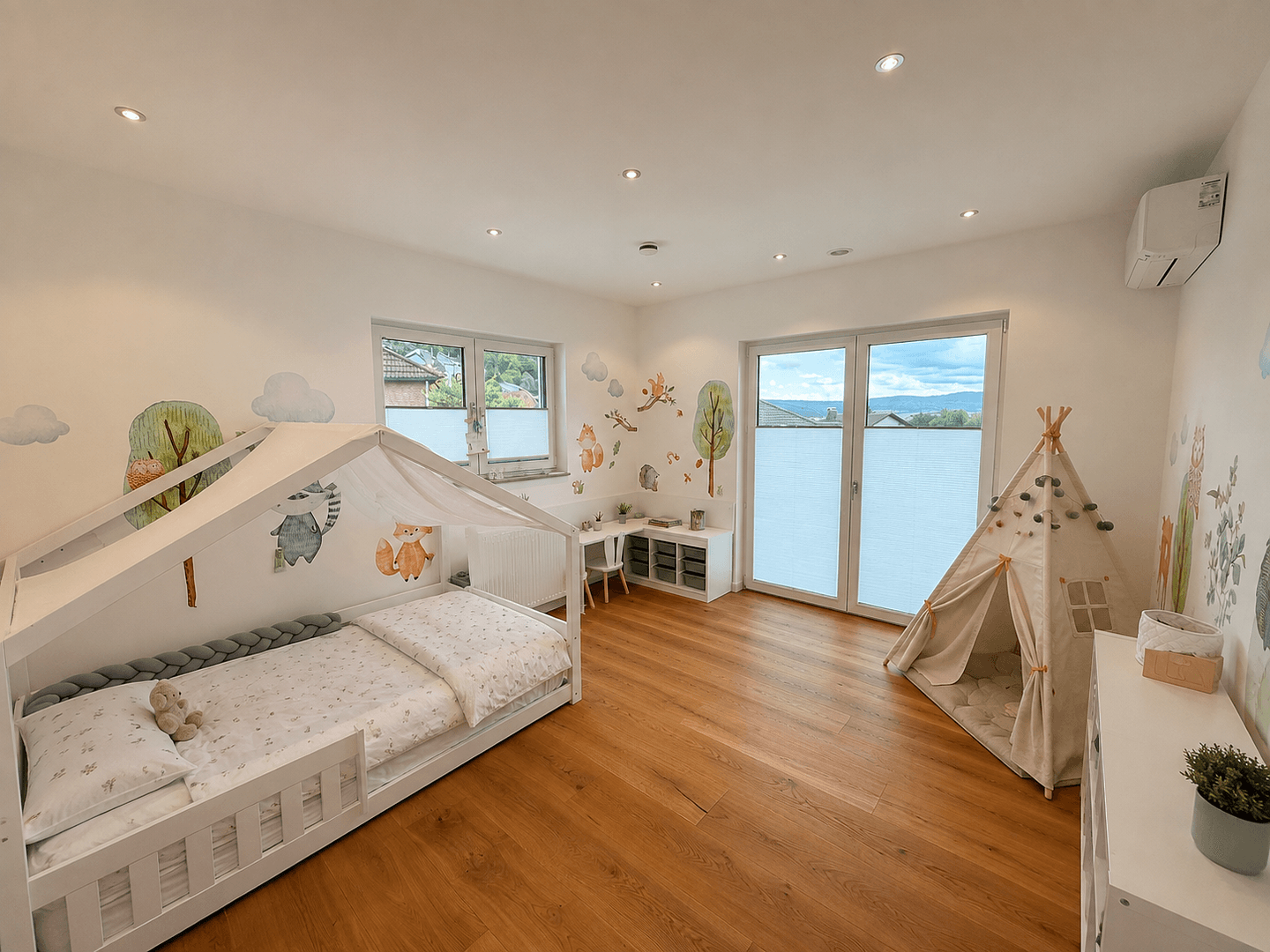 Predaj domu 323 m², pozemok 551 m², Gelnhausen, Hesensko Predaj domu 323 m², pozemok 551 m², Gelnhausen, Hesensko