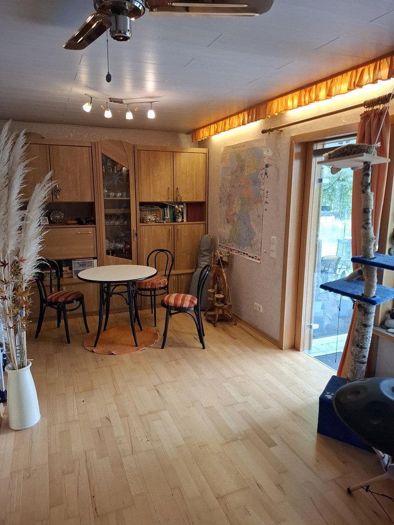 Predaj domu 103 m², pozemok 950 m², Güster, Šlezvicko-Holštajnsko Predaj domu 103 m², pozemok 950 m², Güster, Šlezvicko-Holštajnsko