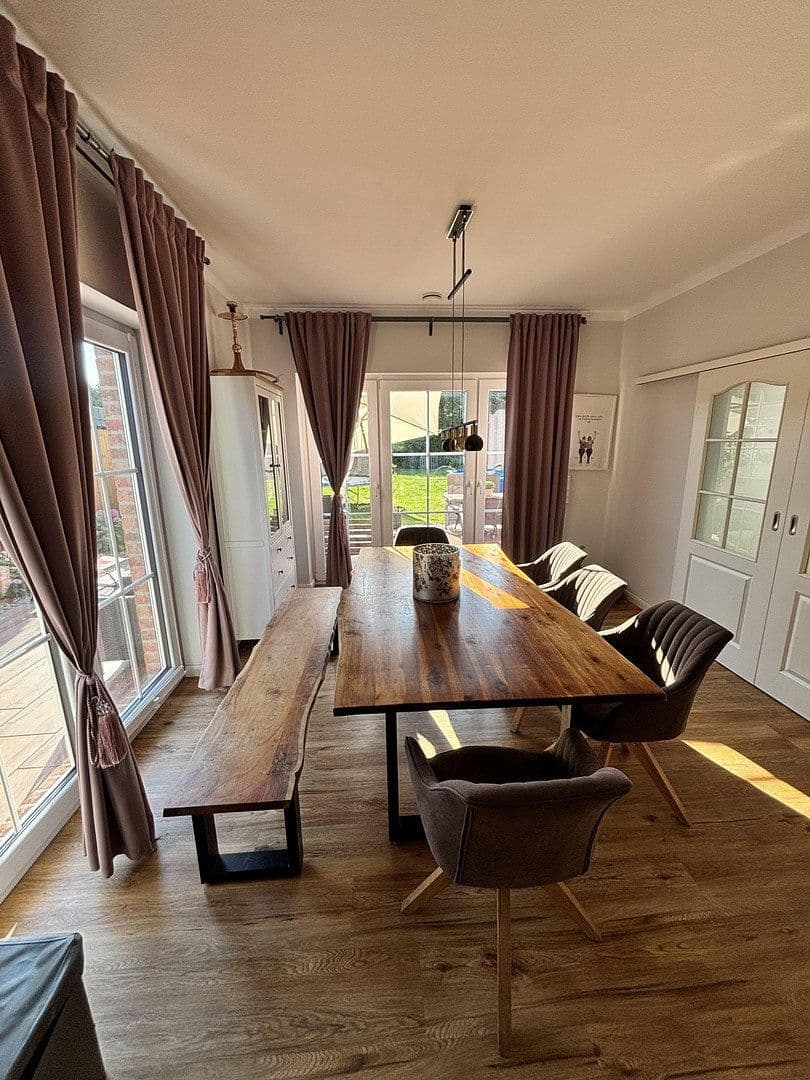 Predaj domu 145 m², pozemok 773 m², Hollern-Twielenfleth, Dolné Sasko Predaj domu 145 m², pozemok 773 m², Hollern-Twielenfleth, Dolné Sasko