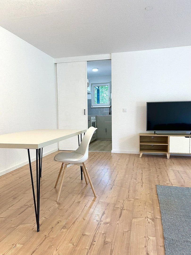 Prenájom bytu 2-izbový 55 m², Trendelenburgstr. 18, Leipzig, Sasko Prenájom bytu 2-izbový 55 m², Trendelenburgstr. 18, Leipzig, Sasko