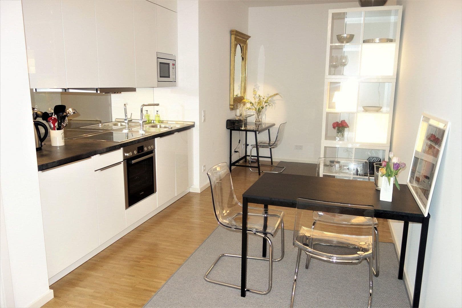 Prenájom bytu 3-izbový 76 m², Chausseestraße 37, Berlin, Berlín Prenájom bytu 3-izbový 76 m², Chausseestraße 37, Berlin, Berlín