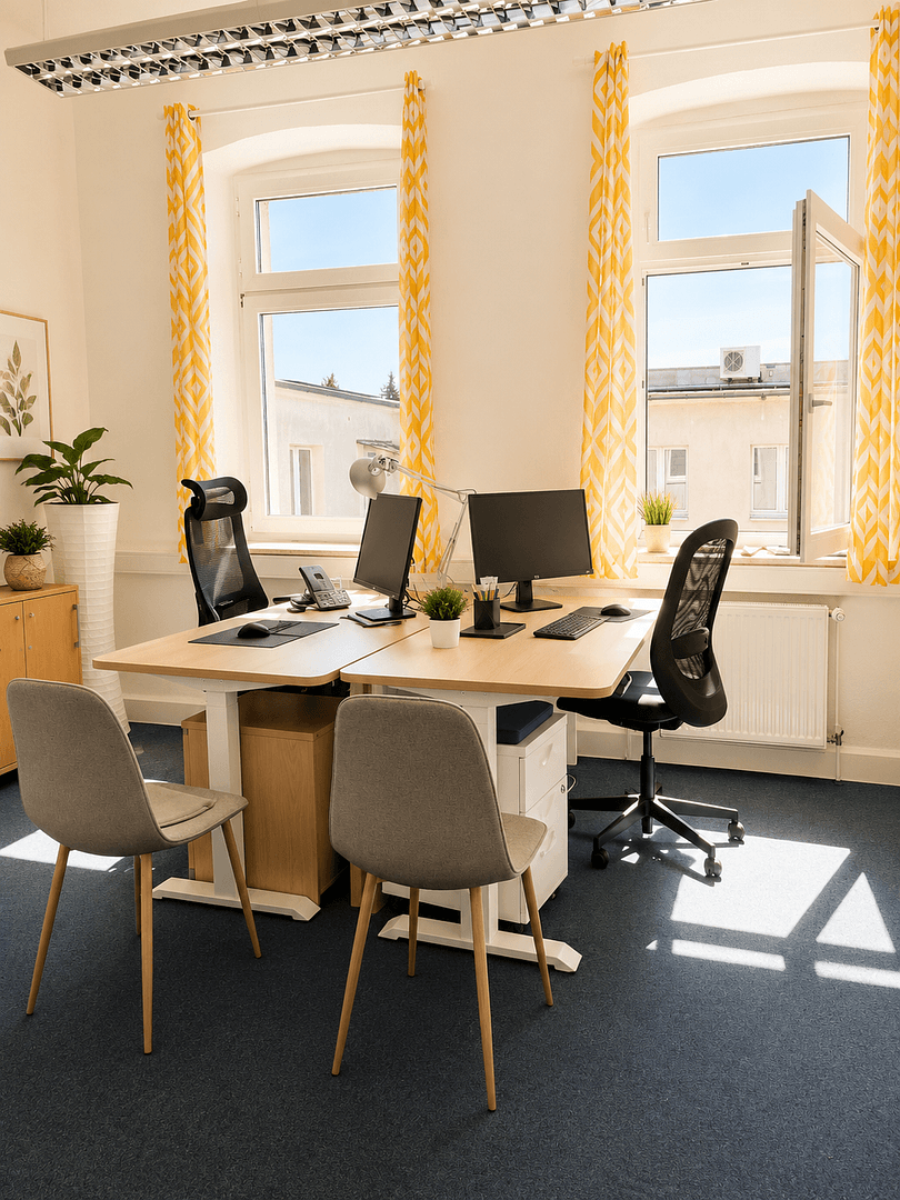Prenájom kancelárie 200 m², Karl-Marx-Str. 98/99, Neuruppin, Brandenbursko Prenájom kancelárie 200 m², Karl-Marx-Str. 98/99, Neuruppin, Brandenbursko