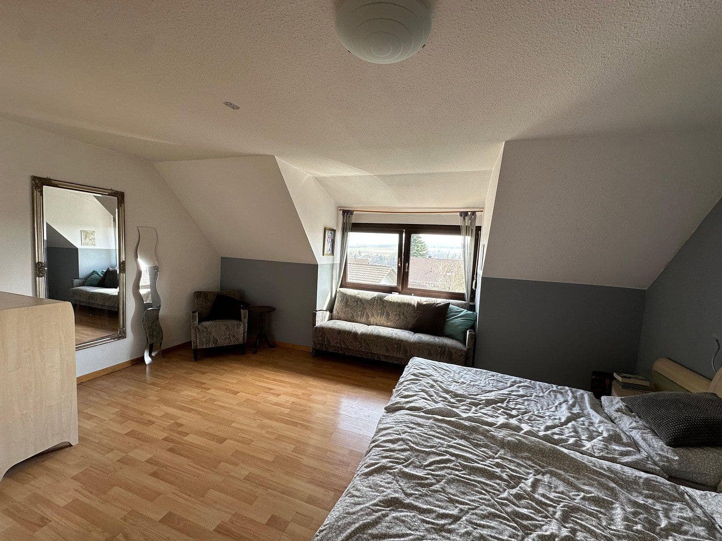 Predaj domu 220 m², pozemok 300 m², Bäumlesäcker 10-1, Ulm, Bádensko-Wurttembersko Predaj domu 220 m², pozemok 300 m², Bäumlesäcker 10-1, Ulm, Bádensko-Wurttembersko