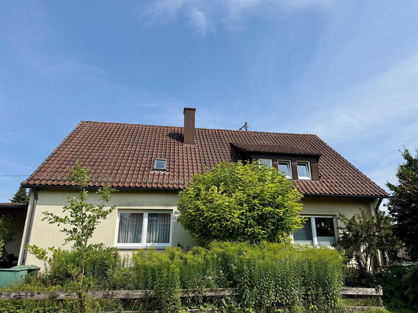 Predaj domu 169 m², pozemok 690 m², Geislingen an der Steige, Bádensko-Wurttembersko Predaj domu 169 m², pozemok 690 m², Geislingen an der Steige, Bádensko-Wurttembersko