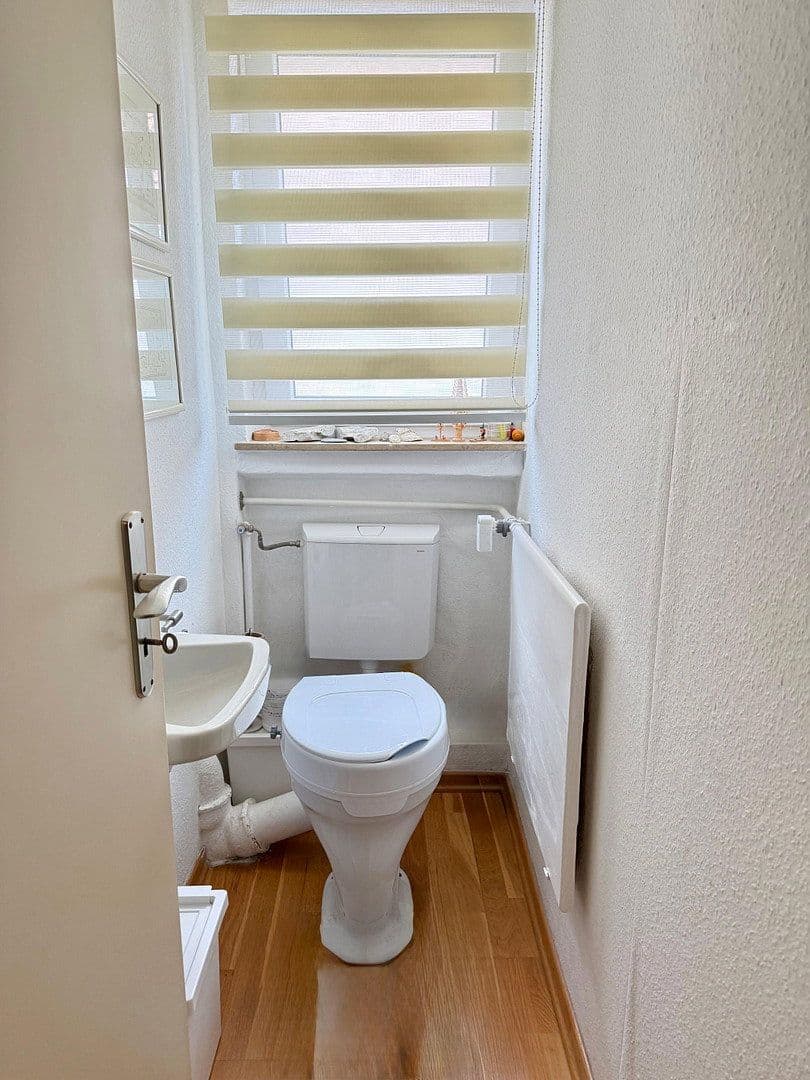 Predaj domu 169 m², pozemok 690 m², Geislingen an der Steige, Bádensko-Wurttembersko Predaj domu 169 m², pozemok 690 m², Geislingen an der Steige, Bádensko-Wurttembersko
