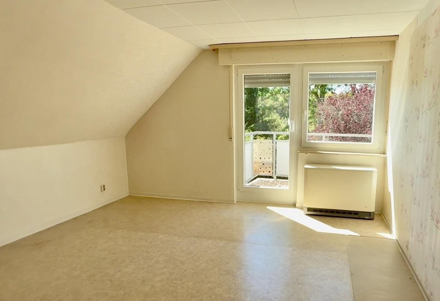 Predaj domu 169 m², pozemok 690 m², Geislingen an der Steige, Bádensko-Wurttembersko Predaj domu 169 m², pozemok 690 m², Geislingen an der Steige, Bádensko-Wurttembersko
