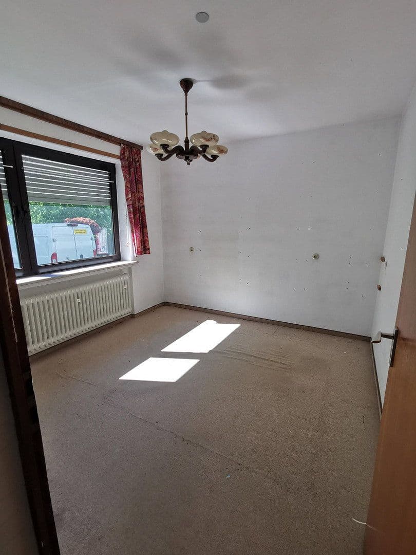 Predaj domu 196 m², pozemok 447 m², Limburg an der Lahn, Hesensko Predaj domu 196 m², pozemok 447 m², Limburg an der Lahn, Hesensko
