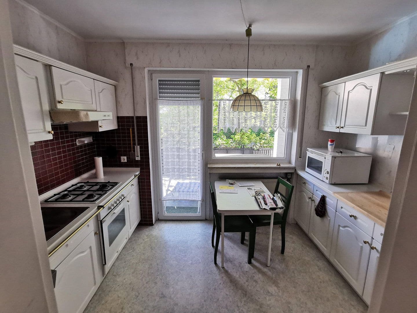 Predaj domu 196 m², pozemok 447 m², Limburg an der Lahn, Hesensko Predaj domu 196 m², pozemok 447 m², Limburg an der Lahn, Hesensko