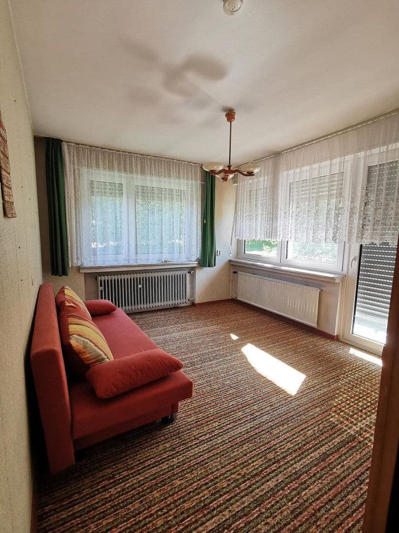 Predaj domu 196 m², pozemok 447 m², Limburg an der Lahn, Hesensko Predaj domu 196 m², pozemok 447 m², Limburg an der Lahn, Hesensko