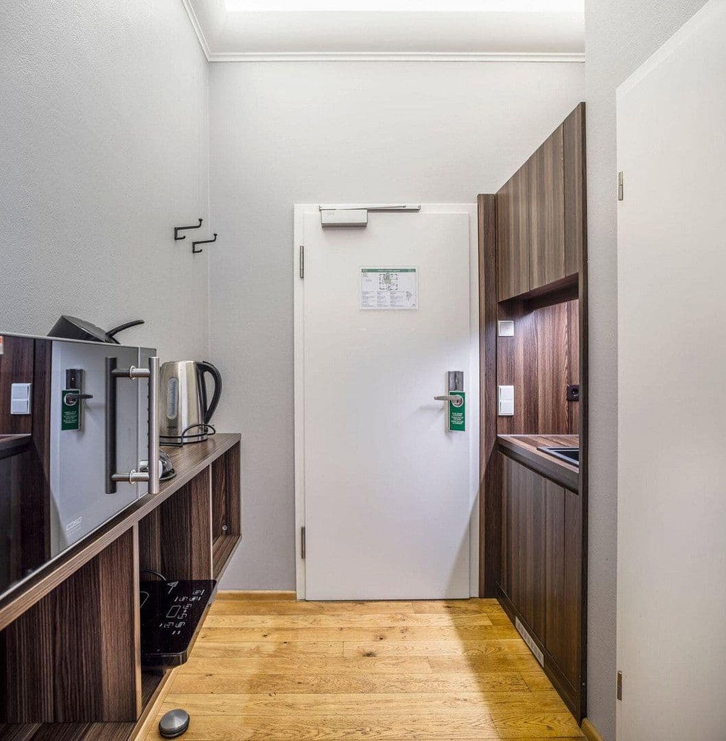 Prenájom bytu 1-izbový 33 m², Rohrbacher Str. 32, Heidelberg, Bádensko-Wurttembersko Prenájom bytu 1-izbový 33 m², Rohrbacher Str. 32, Heidelberg, Bádensko-Wurttembersko