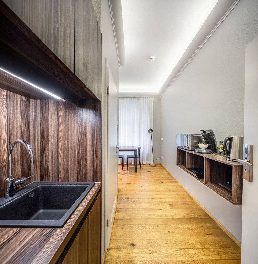 Prenájom bytu 1-izbový 33 m², Rohrbacher Str. 32, Heidelberg, Bádensko-Wurttembersko Prenájom bytu 1-izbový 33 m², Rohrbacher Str. 32, Heidelberg, Bádensko-Wurttembersko