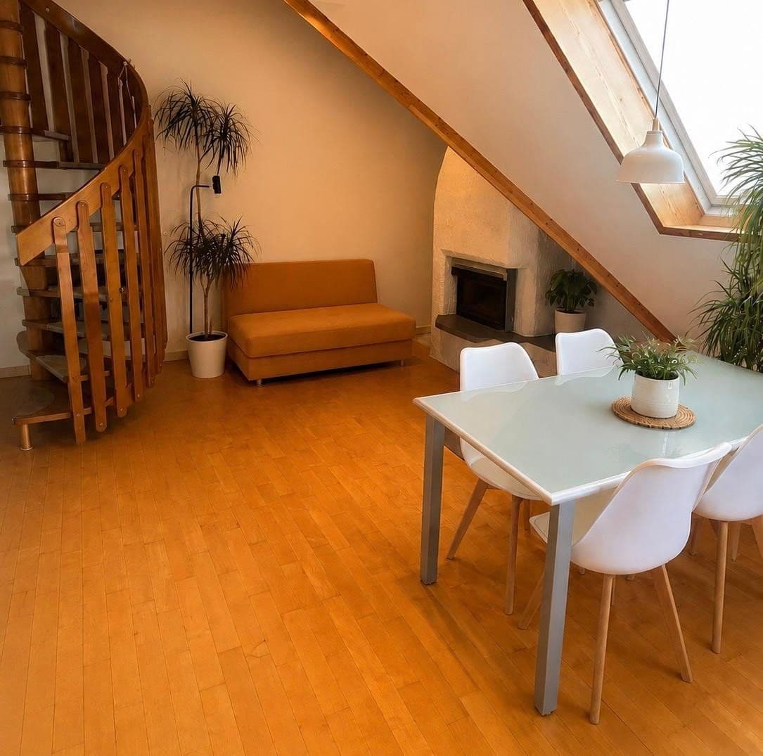 Prenájom bytu 2-izbový 70 m², Filderstadt, Bádensko-Wurttembersko Prenájom bytu 2-izbový 70 m², Filderstadt, Bádensko-Wurttembersko