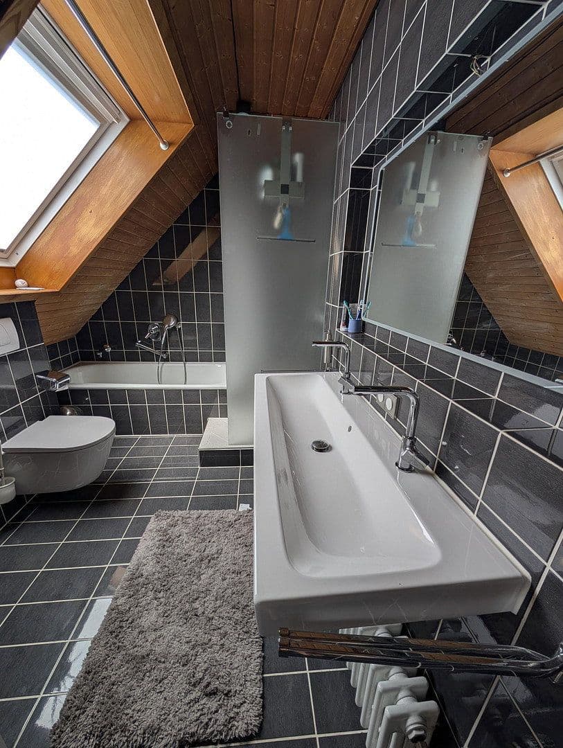 Prenájom bytu 2-izbový 70 m², Filderstadt, Bádensko-Wurttembersko Prenájom bytu 2-izbový 70 m², Filderstadt, Bádensko-Wurttembersko