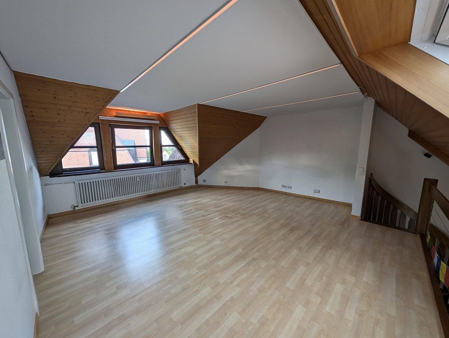 Prenájom bytu 2-izbový 70 m², Filderstadt, Bádensko-Wurttembersko Prenájom bytu 2-izbový 70 m², Filderstadt, Bádensko-Wurttembersko