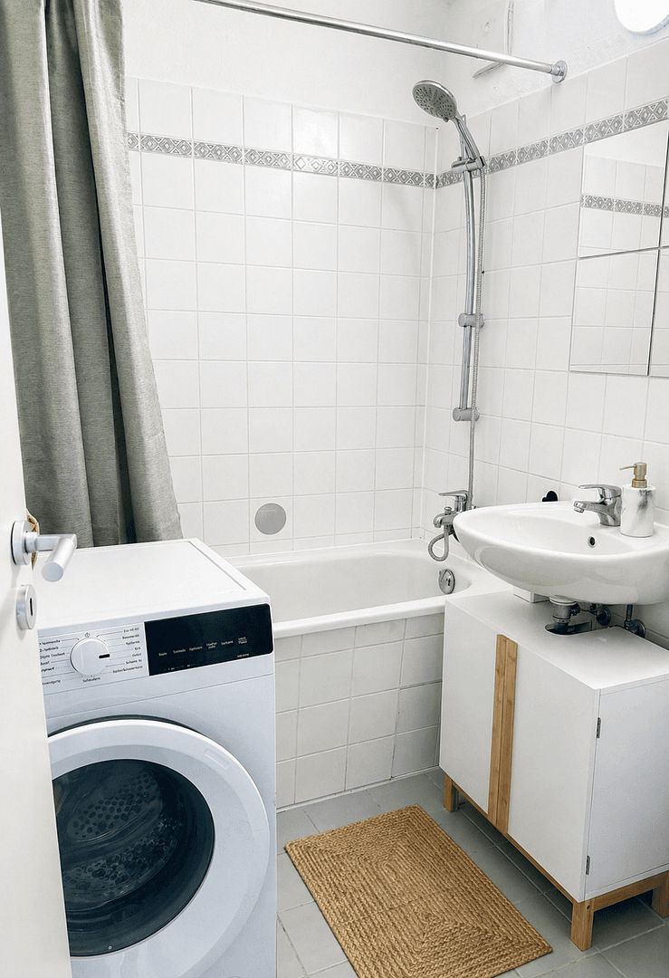 Predaj bytu 4-izbový 91 m², Berlin, Berlín Predaj bytu 4-izbový 91 m², Berlin, Berlín