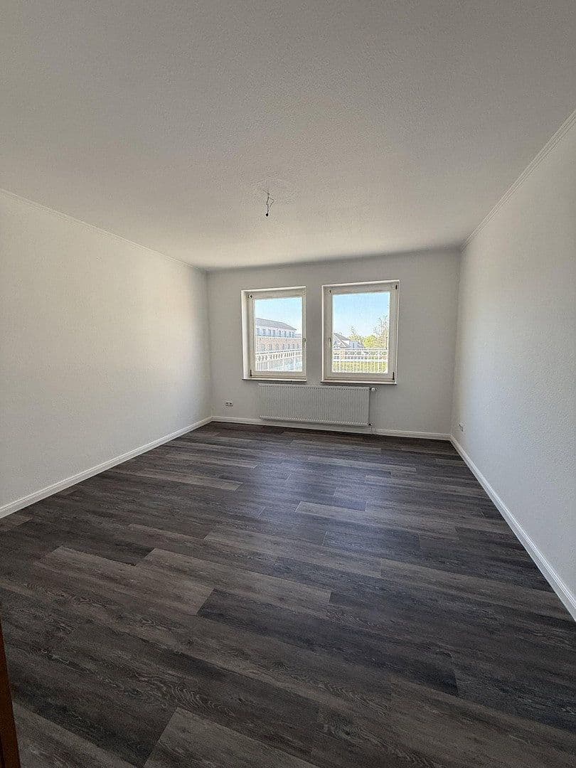 Prenájom bytu 4-izbový 138 m², Rotenburg, Dolné Sasko Prenájom bytu 4-izbový 138 m², Rotenburg, Dolné Sasko