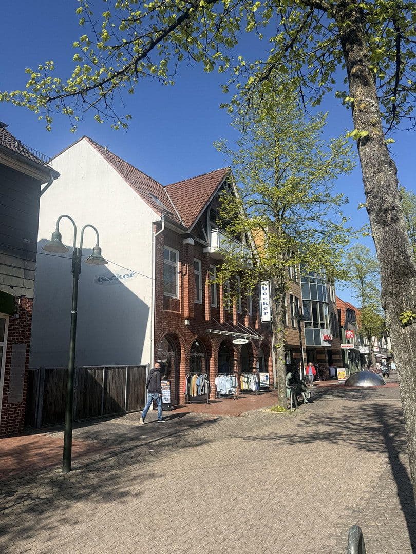 Prenájom bytu 4-izbový 138 m², Rotenburg, Dolné Sasko Prenájom bytu 4-izbový 138 m², Rotenburg, Dolné Sasko