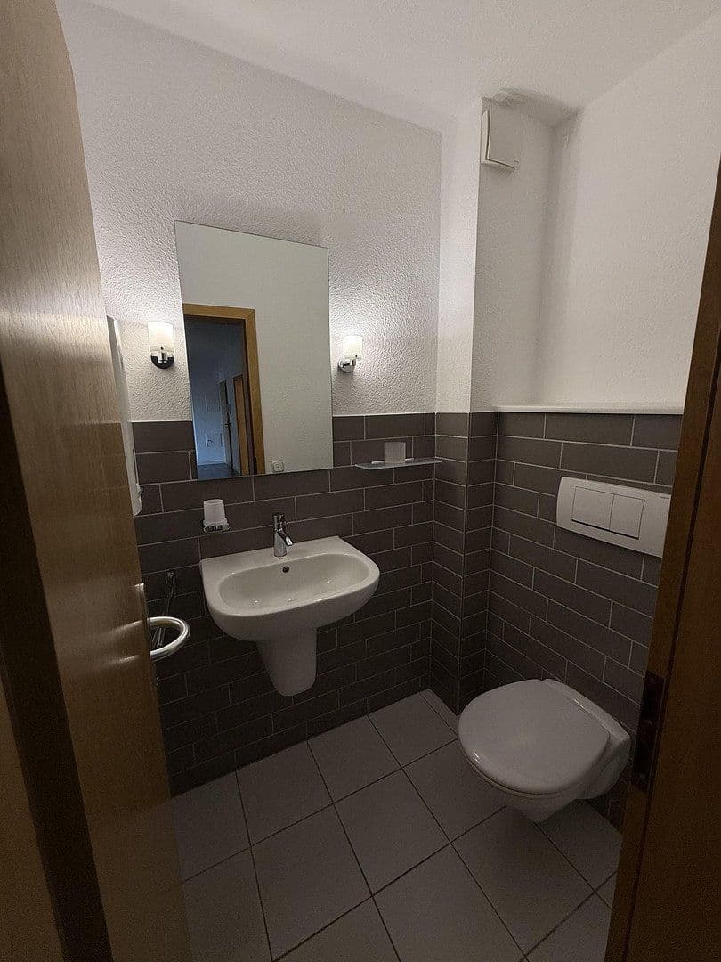 Prenájom bytu 4-izbový 138 m², Rotenburg, Dolné Sasko Prenájom bytu 4-izbový 138 m², Rotenburg, Dolné Sasko