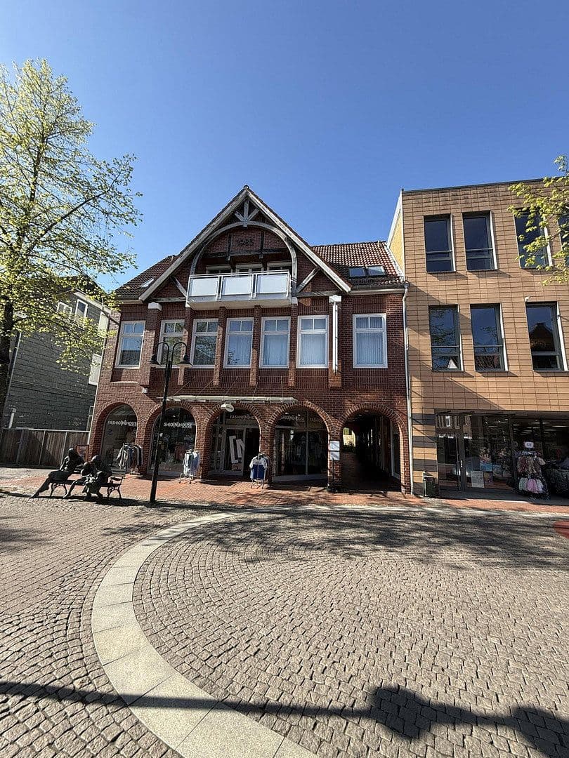 Prenájom bytu 4-izbový 138 m², Rotenburg, Dolné Sasko Prenájom bytu 4-izbový 138 m², Rotenburg, Dolné Sasko