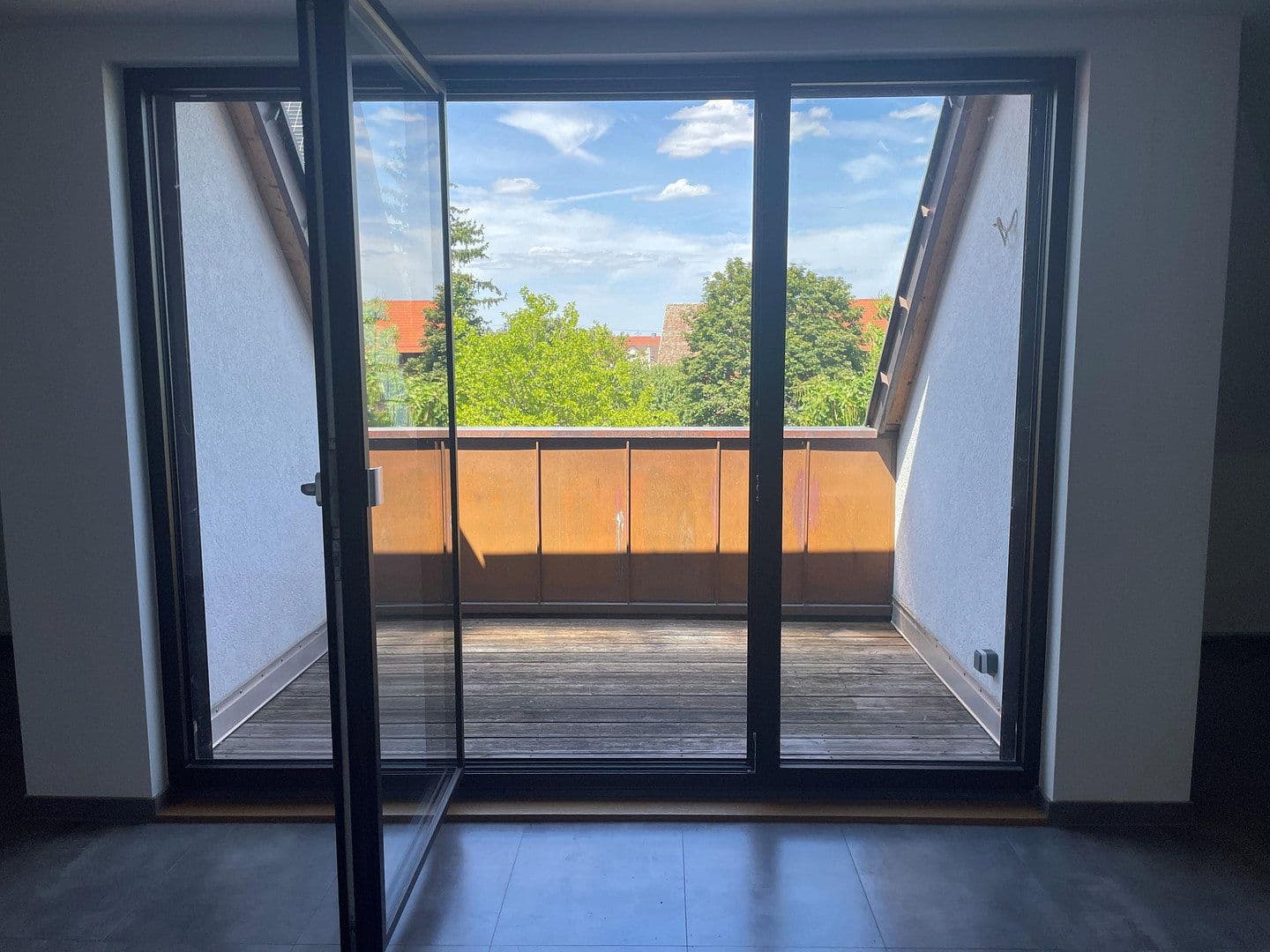 Prenájom bytu 1-izbový 106 m², Heddesheim, Bádensko-Wurttembersko Prenájom bytu 1-izbový 106 m², Heddesheim, Bádensko-Wurttembersko