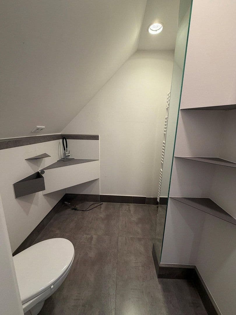 Prenájom bytu 1-izbový 106 m², Heddesheim, Bádensko-Wurttembersko Prenájom bytu 1-izbový 106 m², Heddesheim, Bádensko-Wurttembersko
