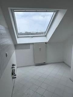 Prenájom bytu 3-izbový 87 m², Ilvesheim, Bádensko-Wurttembersko Prenájom bytu 3-izbový 87 m², Ilvesheim, Bádensko-Wurttembersko