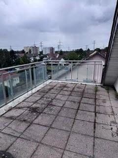 Prenájom bytu 3-izbový 87 m², Ilvesheim, Bádensko-Wurttembersko Prenájom bytu 3-izbový 87 m², Ilvesheim, Bádensko-Wurttembersko