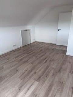Prenájom bytu 3-izbový 87 m², Ilvesheim, Bádensko-Wurttembersko Prenájom bytu 3-izbový 87 m², Ilvesheim, Bádensko-Wurttembersko