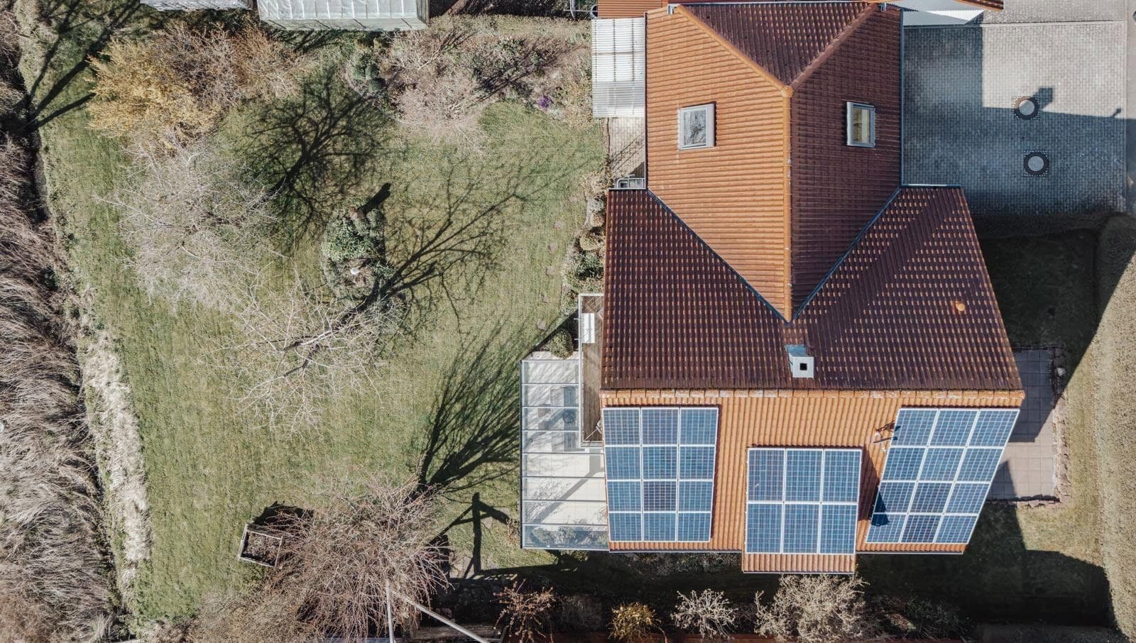 Predaj domu 224 m², pozemok 618 m², Schwäbisch Hall, Bádensko-Wurttembersko Predaj domu 224 m², pozemok 618 m², Schwäbisch Hall, Bádensko-Wurttembersko