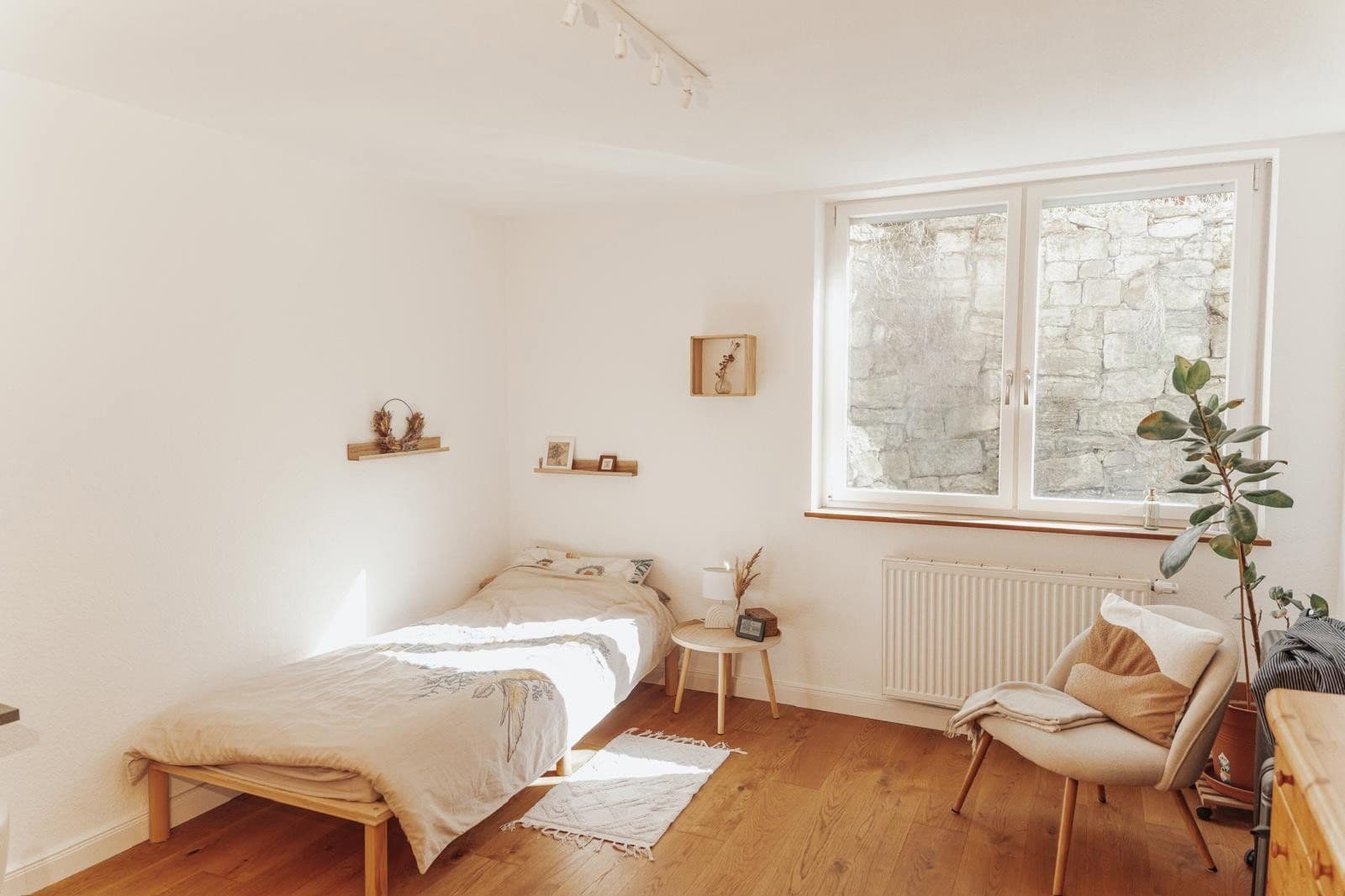 Predaj domu 224 m², pozemok 618 m², Schwäbisch Hall, Bádensko-Wurttembersko Predaj domu 224 m², pozemok 618 m², Schwäbisch Hall, Bádensko-Wurttembersko