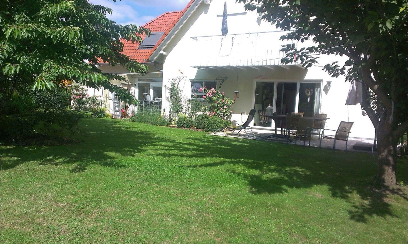 Predaj domu 224 m², pozemok 618 m², Schwäbisch Hall, Bádensko-Wurttembersko Predaj domu 224 m², pozemok 618 m², Schwäbisch Hall, Bádensko-Wurttembersko