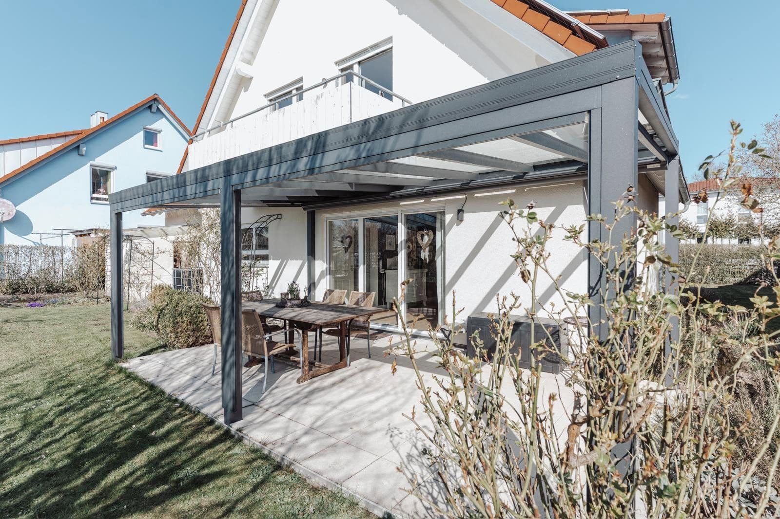 Predaj domu 224 m², pozemok 618 m², Schwäbisch Hall, Bádensko-Wurttembersko Predaj domu 224 m², pozemok 618 m², Schwäbisch Hall, Bádensko-Wurttembersko