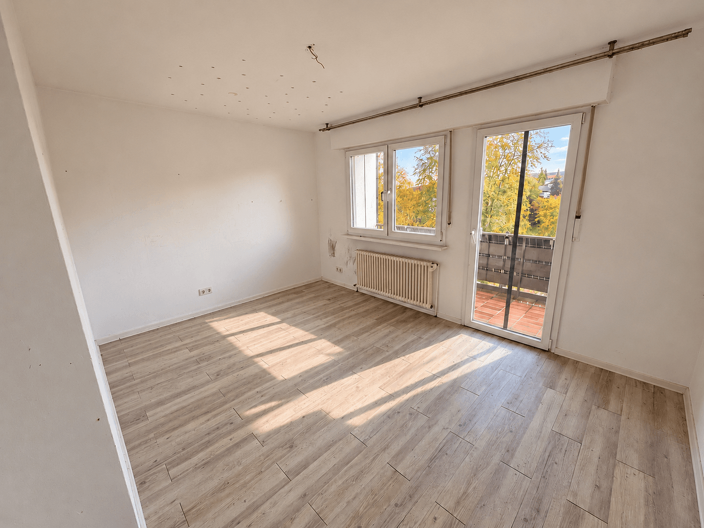 Predaj domu 192 m², pozemok 1.200 m², Am Hirtenbuckel 19, Bad Urach, Bádensko-Wurttembersko Predaj domu 192 m², pozemok 1.200 m², Am Hirtenbuckel 19, Bad Urach, Bádensko-Wurttembersko