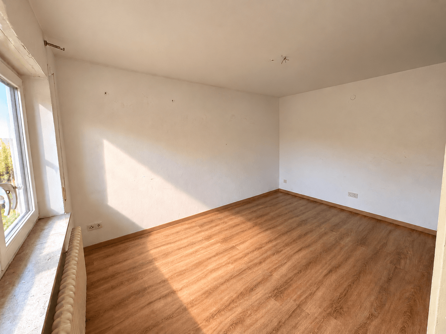 Predaj domu 192 m², pozemok 1.200 m², Am Hirtenbuckel 19, Bad Urach, Bádensko-Wurttembersko Predaj domu 192 m², pozemok 1.200 m², Am Hirtenbuckel 19, Bad Urach, Bádensko-Wurttembersko
