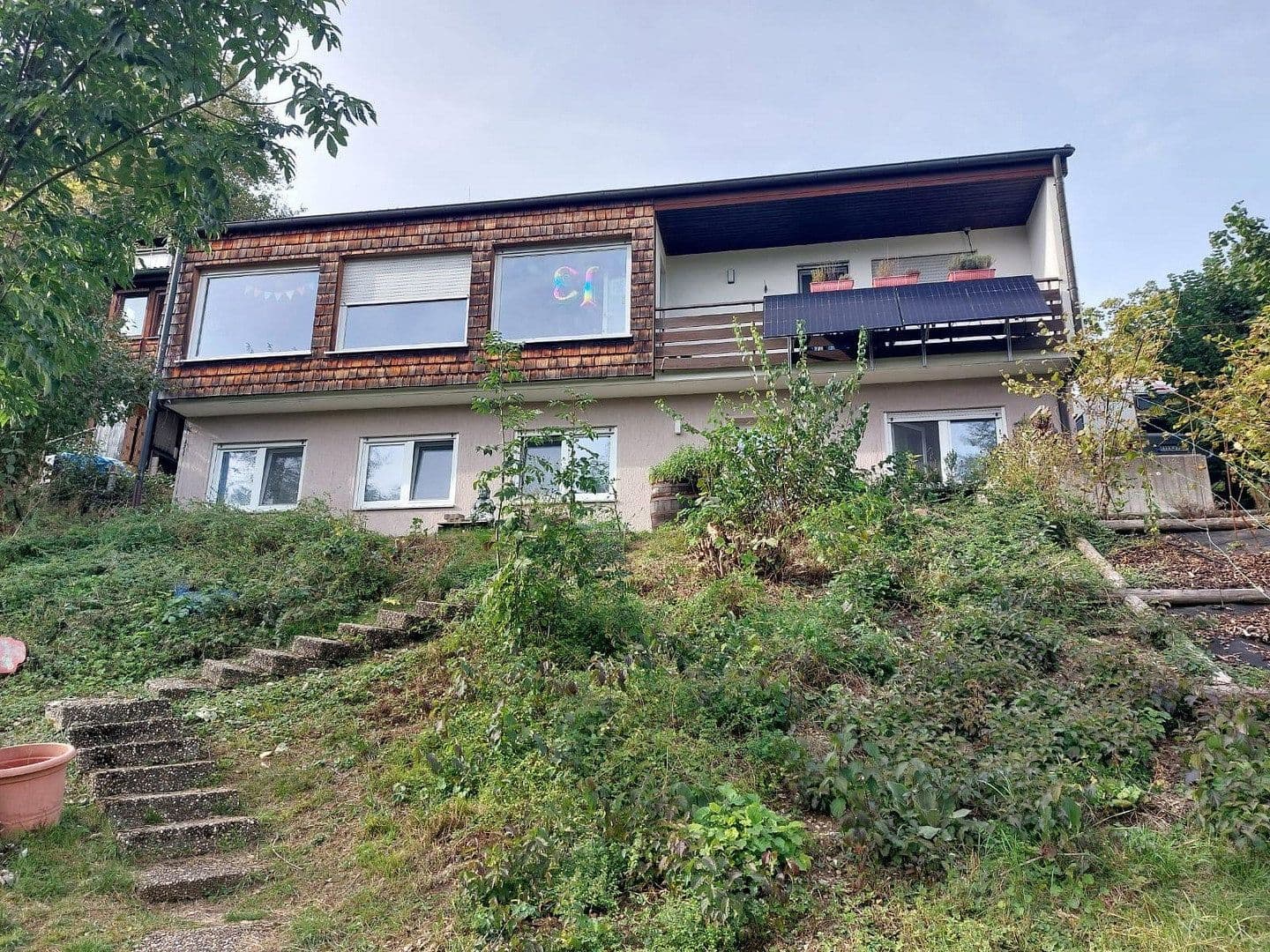 Predaj domu 192 m², pozemok 1.200 m², Am Hirtenbuckel 19, Bad Urach, Bádensko-Wurttembersko Predaj domu 192 m², pozemok 1.200 m², Am Hirtenbuckel 19, Bad Urach, Bádensko-Wurttembersko