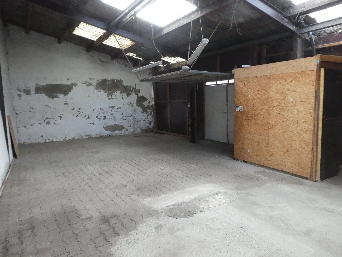 Prenájom nebytového priestoru 740 m², Edigheimerstr., 9a, Frankenthal, Porýnie-Falcko Prenájom nebytového priestoru 740 m², Edigheimerstr., 9a, Frankenthal, Porýnie-Falcko