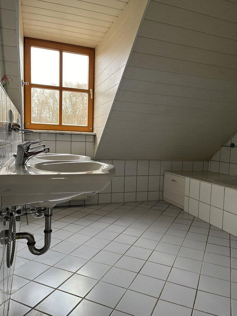 Predaj domu 126 m², pozemok 530 m², Stegaurach, Bavorsko Predaj domu 126 m², pozemok 530 m², Stegaurach, Bavorsko