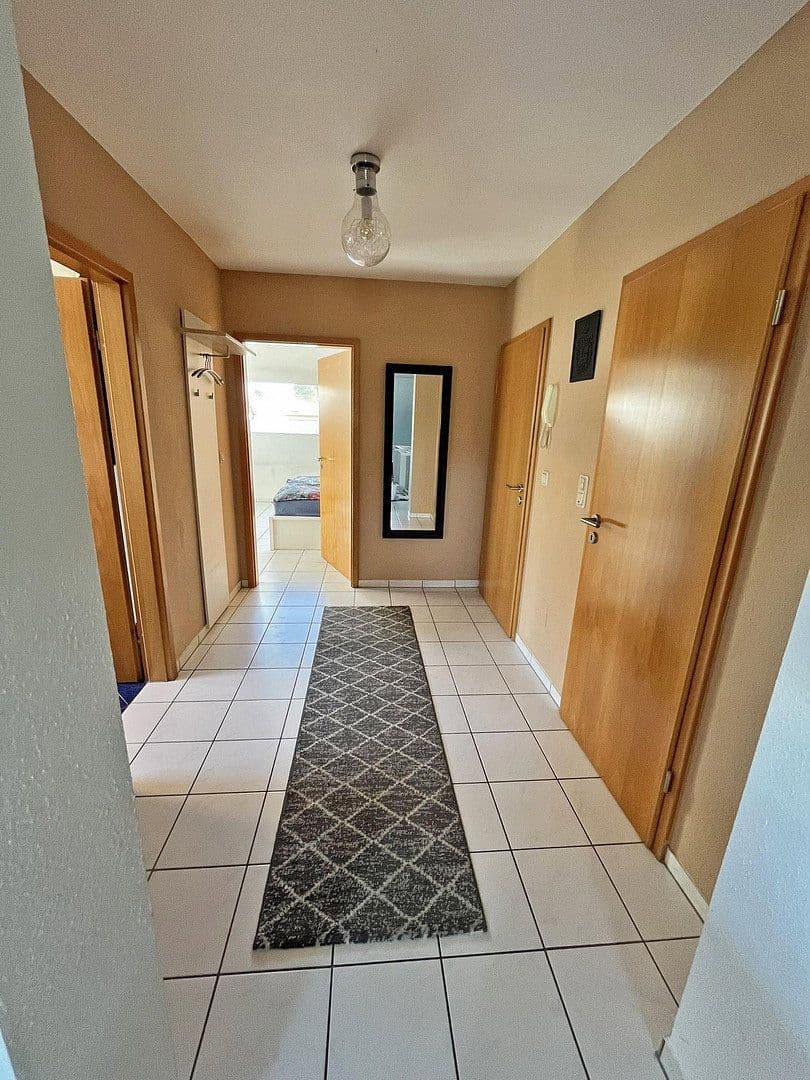 Predaj bytu 2-izbový 65 m², Wilhelm-Röntgen-Straße 28, Schwalbach, Sársko Predaj bytu 2-izbový 65 m², Wilhelm-Röntgen-Straße 28, Schwalbach, Sársko