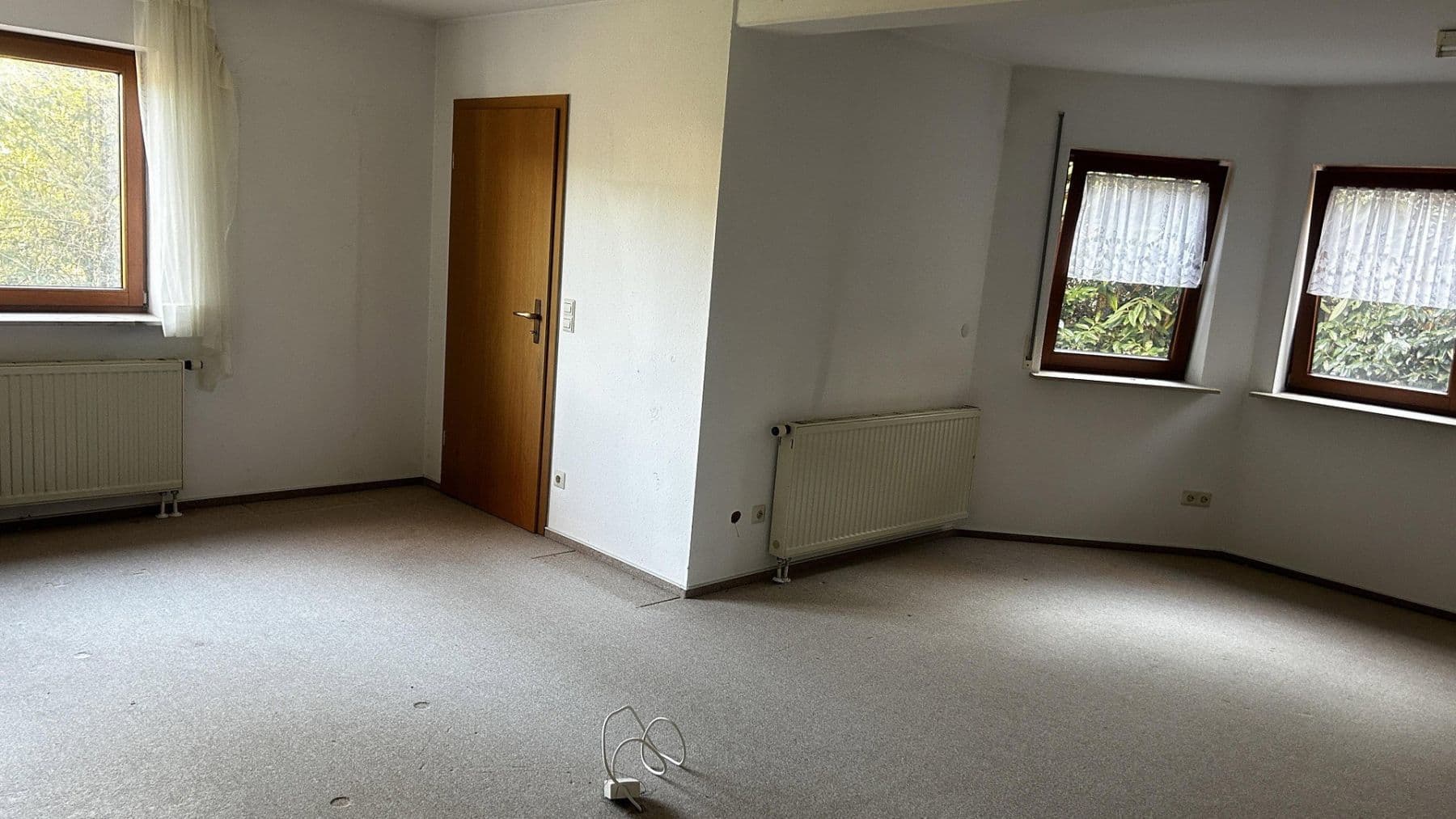 Predaj domu 305 m², pozemok 931 m², Balingen, Bádensko-Wurttembersko Predaj domu 305 m², pozemok 931 m², Balingen, Bádensko-Wurttembersko