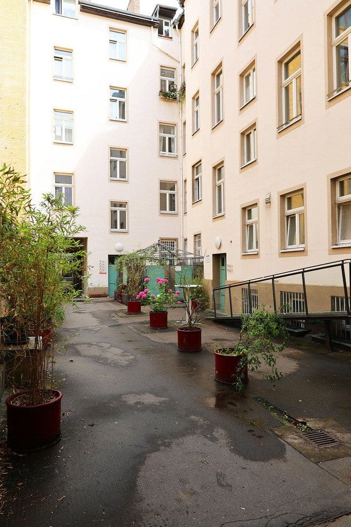 Predaj domu 1.793 m², pozemok 926 m², Berlin, Berlín Predaj domu 1.793 m², pozemok 926 m², Berlin, Berlín