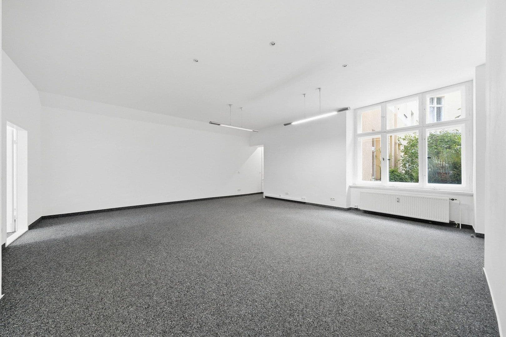 Prenájom kancelárie 135 m², Berlin, Berlín Prenájom kancelárie 135 m², Berlin, Berlín