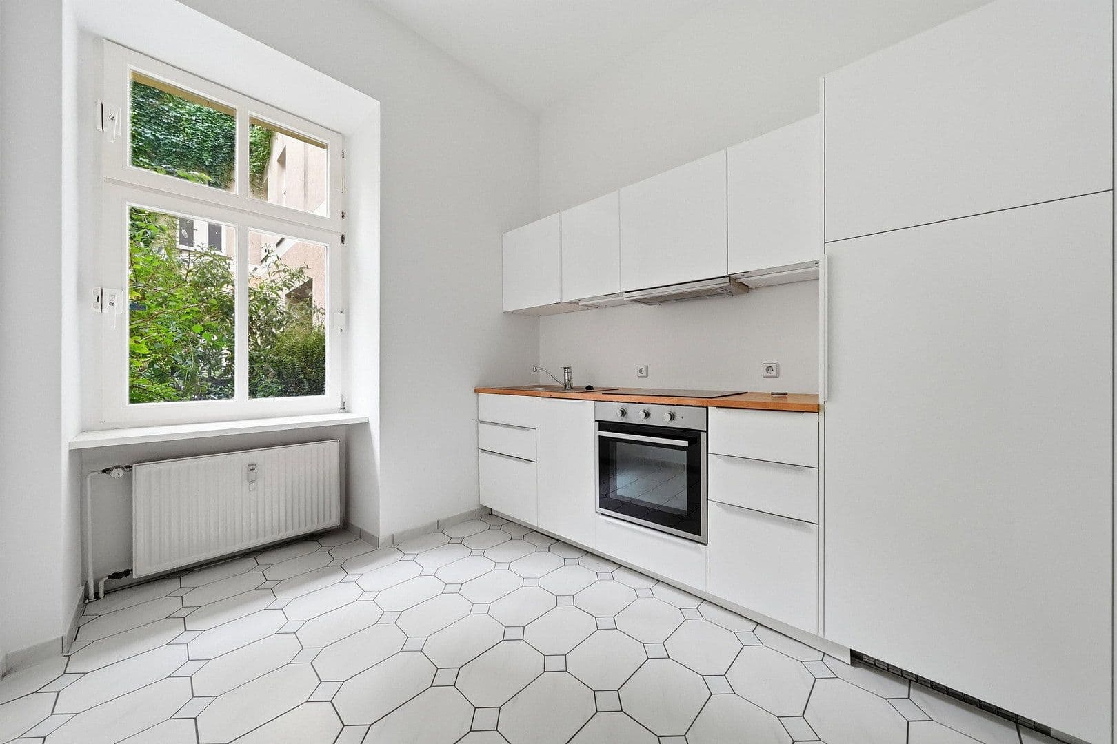 Prenájom kancelárie 135 m², Berlin, Berlín Prenájom kancelárie 135 m², Berlin, Berlín
