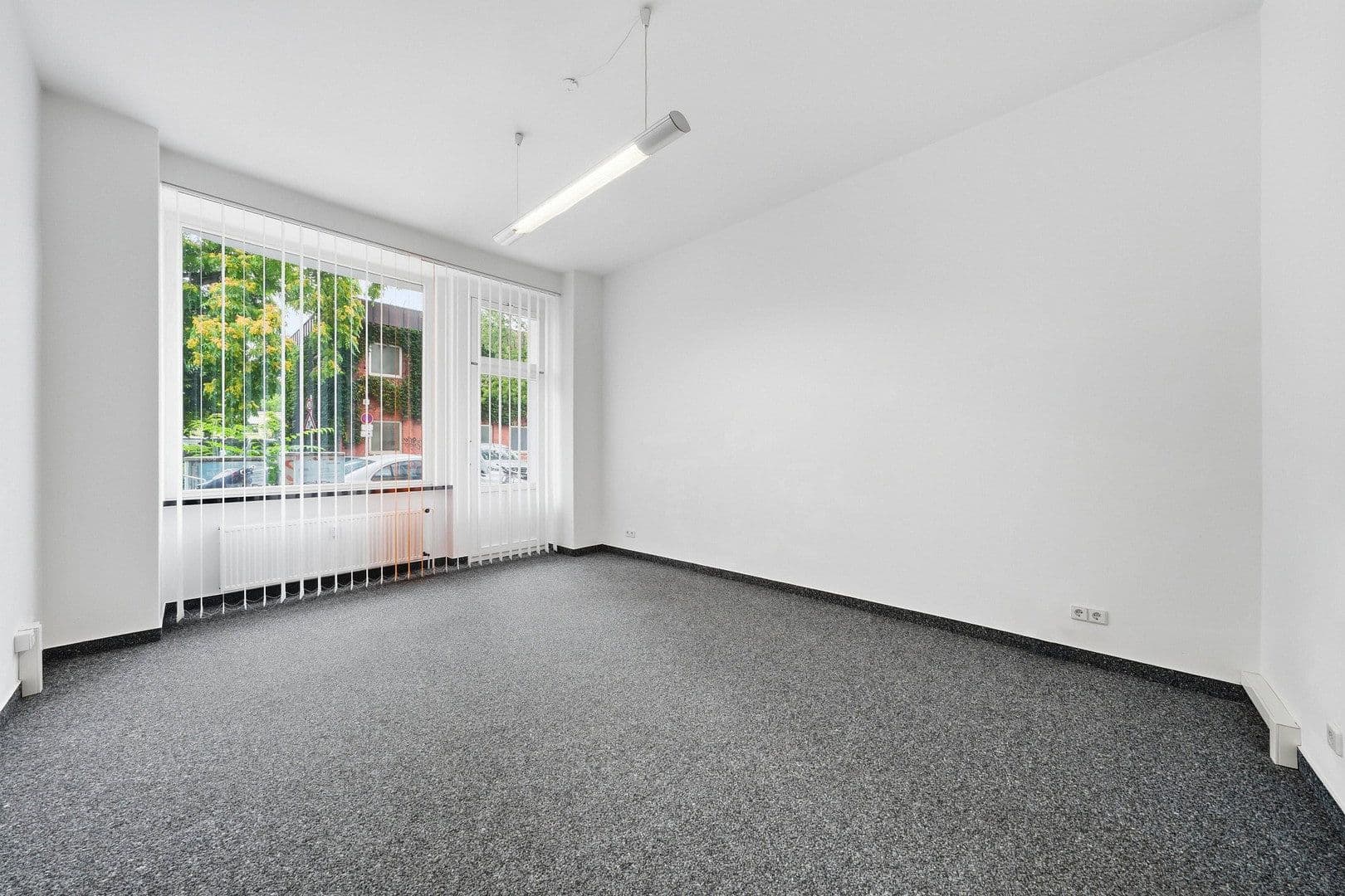 Prenájom kancelárie 135 m², Berlin, Berlín Prenájom kancelárie 135 m², Berlin, Berlín